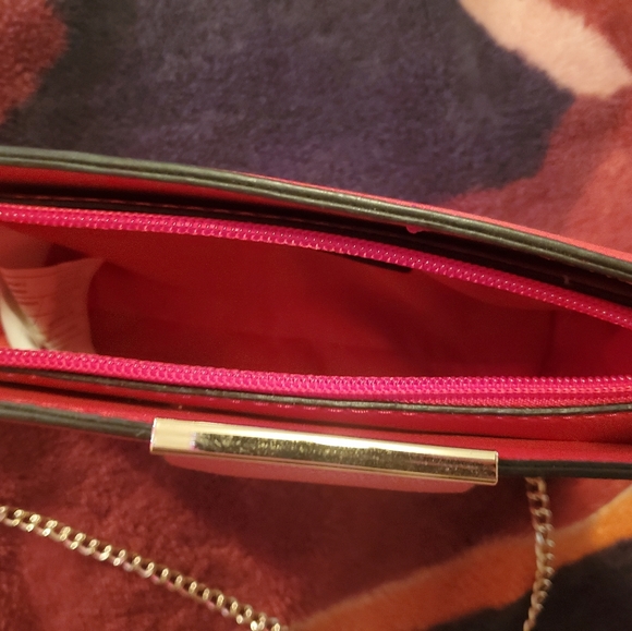 Purse - Picture 2 of 2